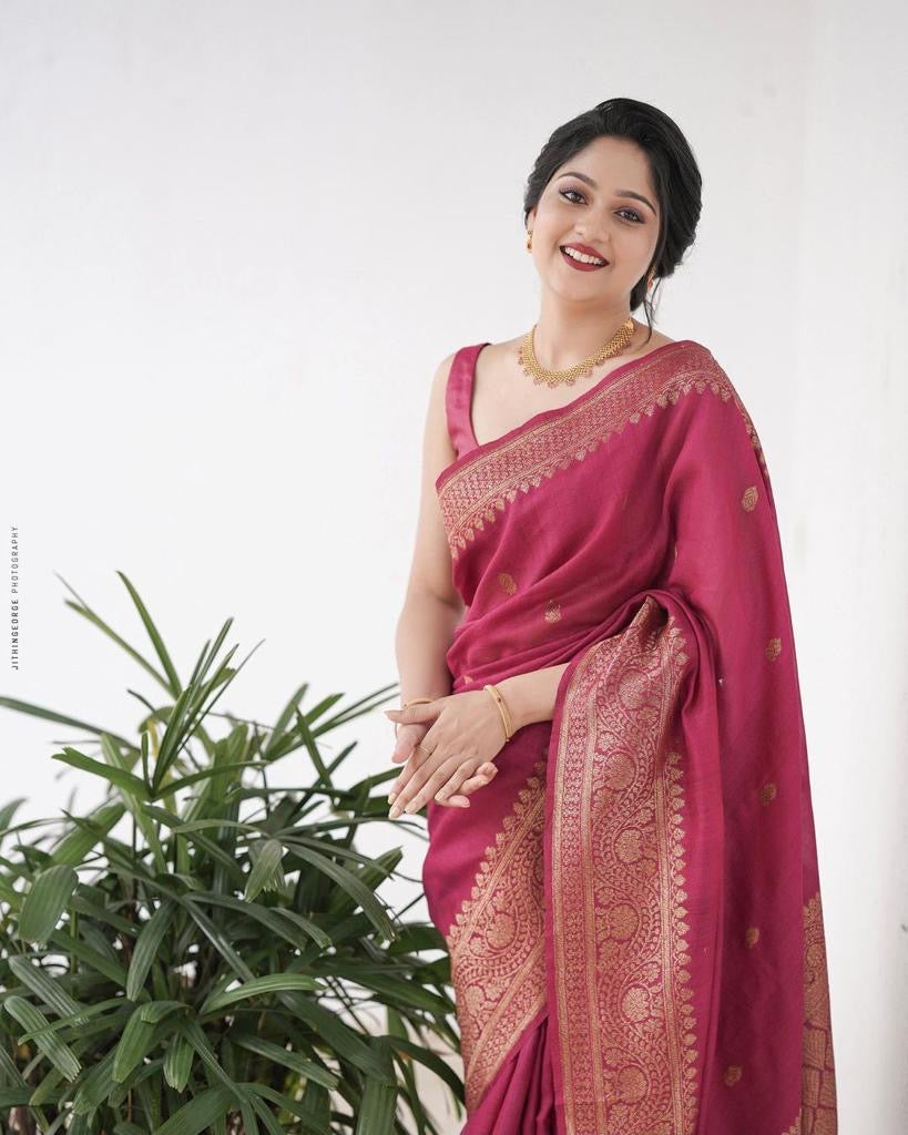 Elegant Rani Pink Banarasi Silk Saree with Antique Gold Zari Work