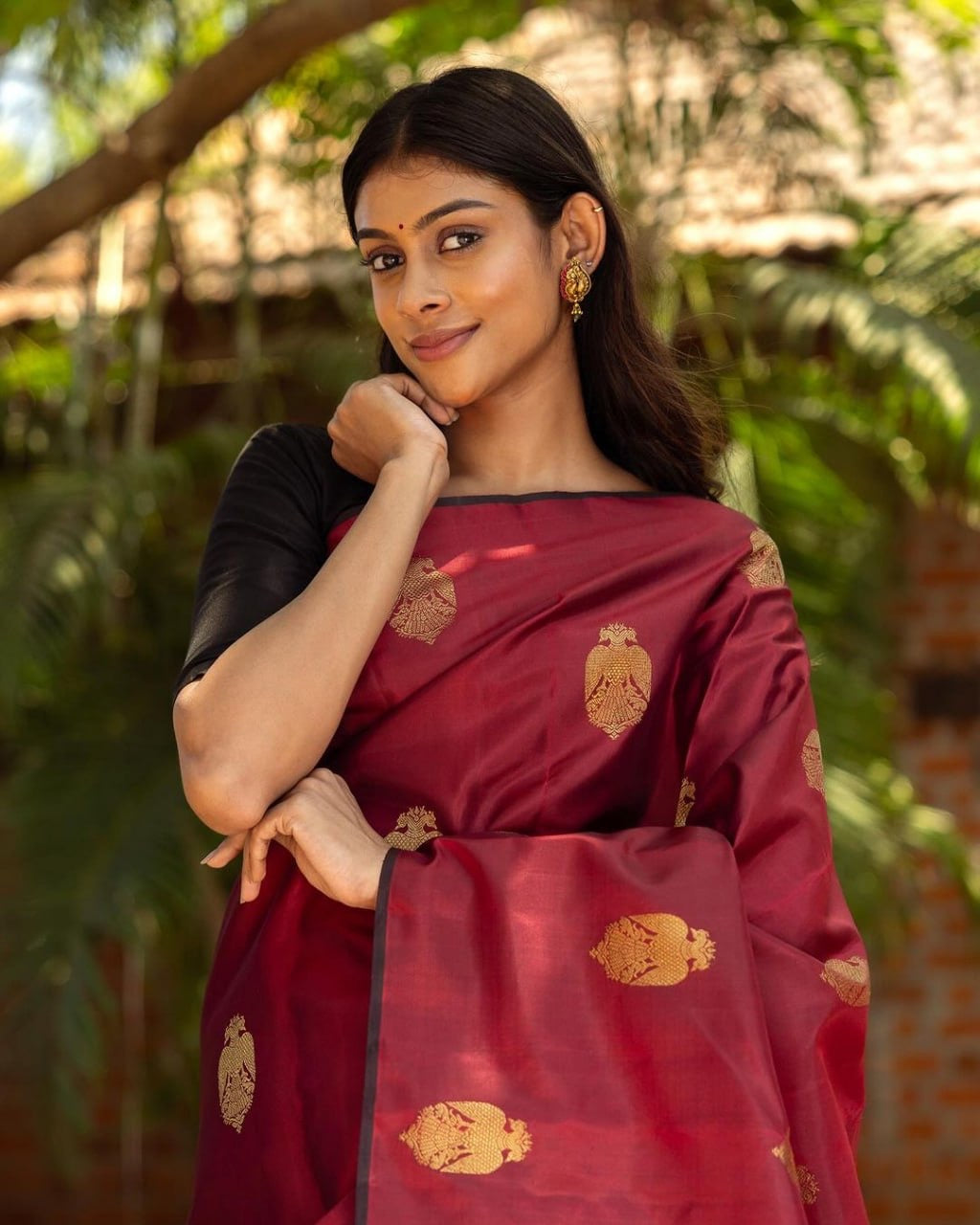 Elegant Maroon Silk Saree with Zari Polka and Border – Festive Party Wear