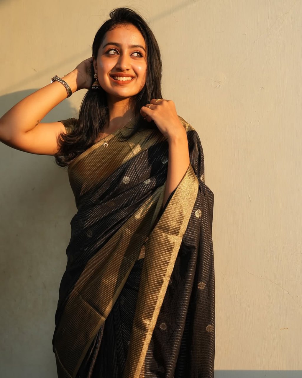 Banarasi Soft Silk Saree – Black Gold Elegance