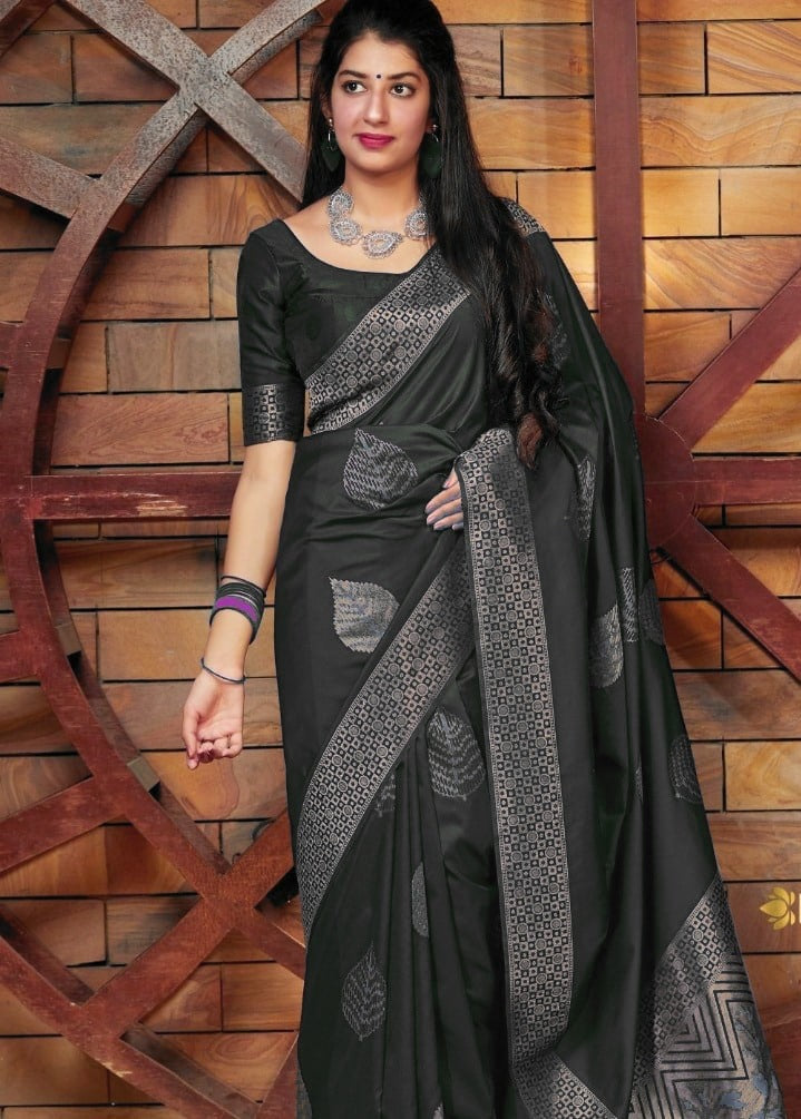 Elegant Soft Silk Saree with Silver Zari Leaf Motifs and Geometric Border