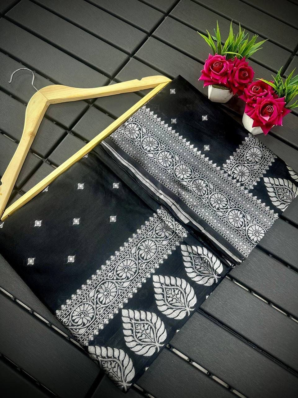Elegant Black Saree with Intricate Silver Zari Work