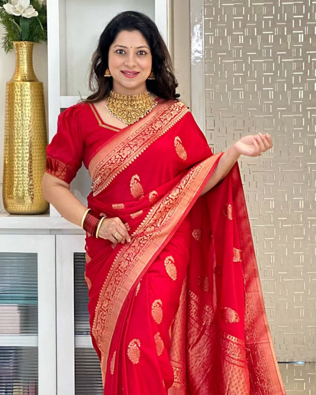 Premium Banarasi Silk Saree Collection – Elegant Zari Weaving