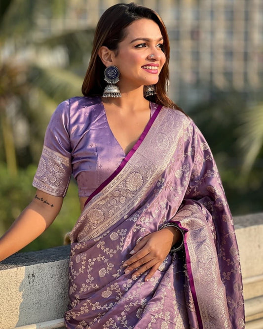 Premium Banarasi Silk Saree with Intricate Zari Work – Elegant Festive & Wedding Wear