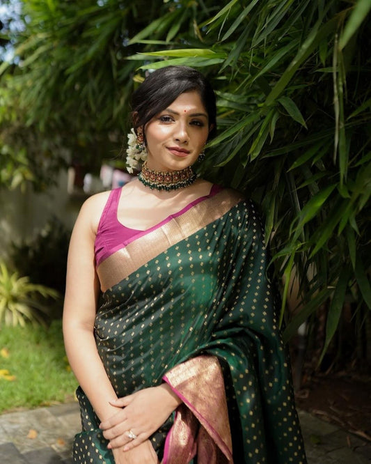 Emerald Green & Gold Handwoven Banarasi Silk Saree