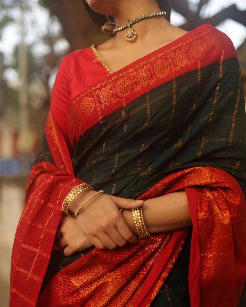 Rajasi Elegance – Red & Green Kanjivaram Saree