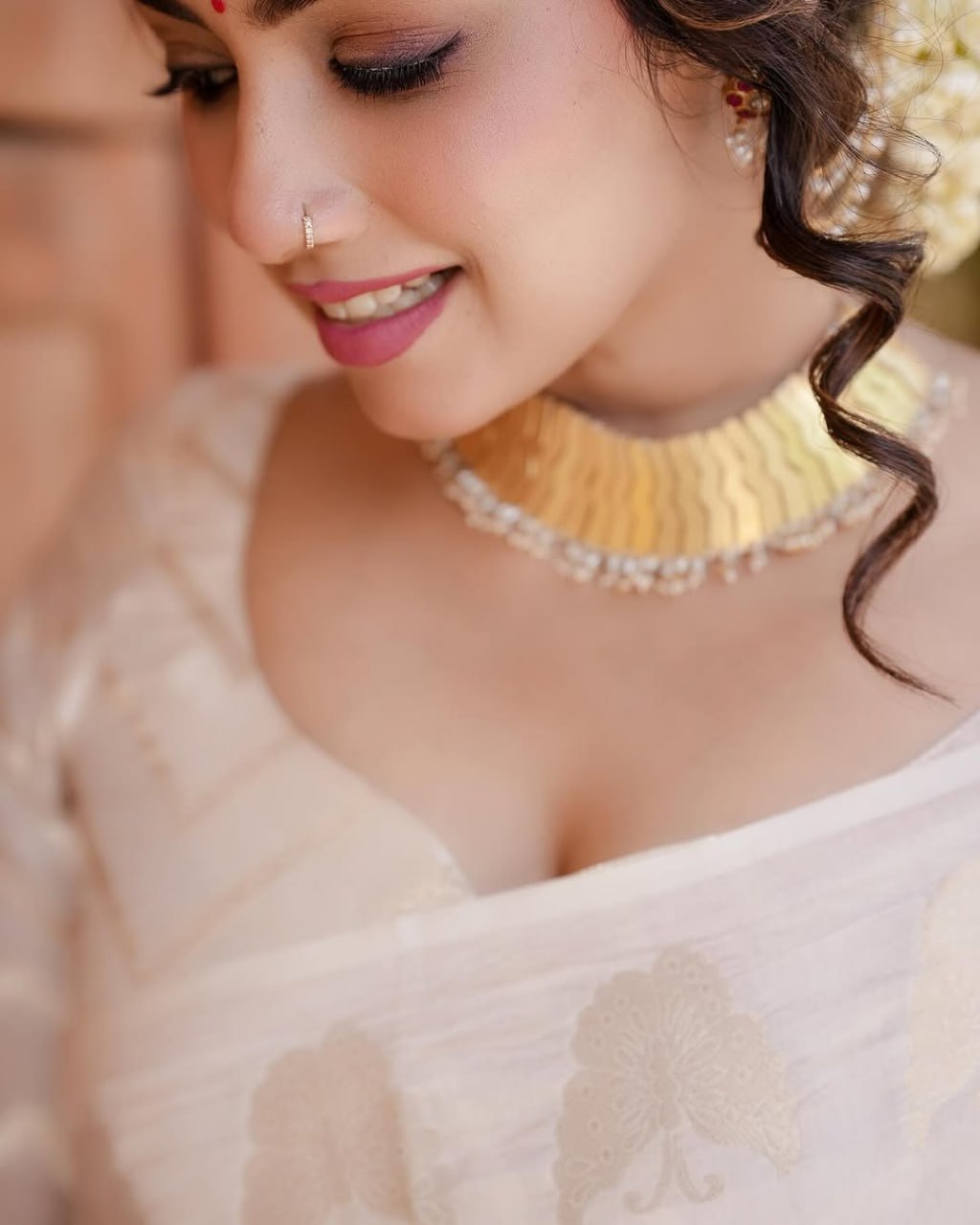 Ivory Gold Banarasi Soft Silk Saree – Grace Edition