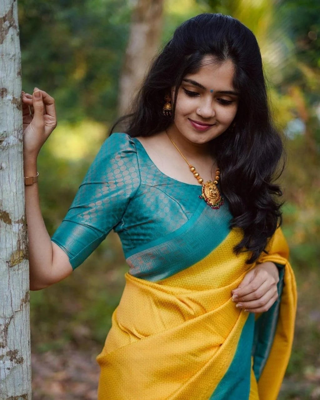 Elegant Yellow Silk Saree with Teal & Grey Zari Border – Traditional Festive Wear