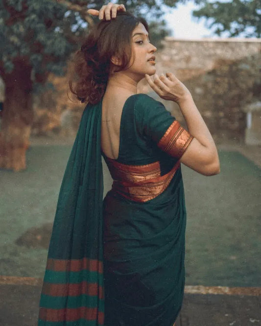 Bottle Green Narayanapet Elephant Border Pure Handloom Cotto